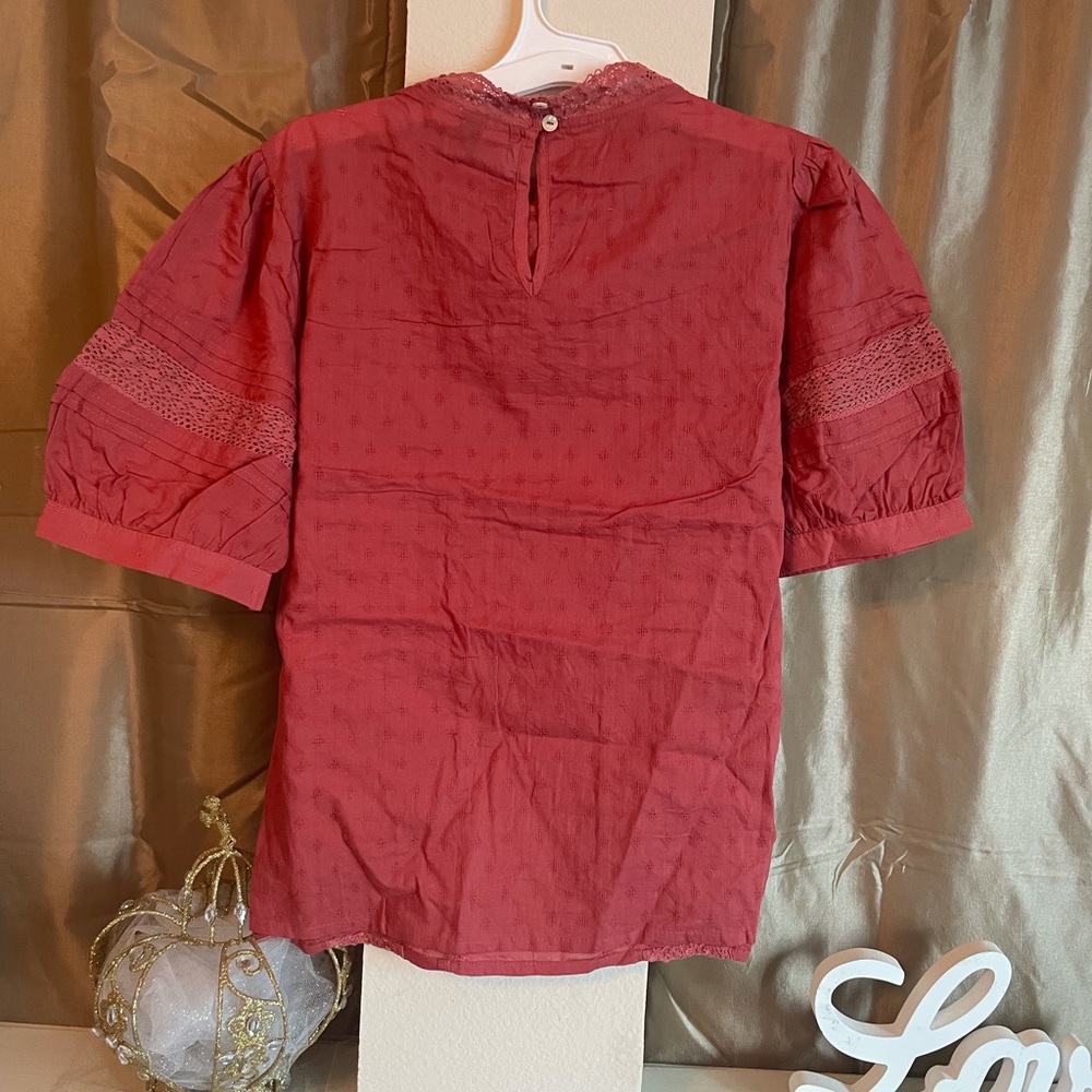 Universal Threads Shirt - Picture 5 of 6